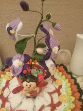 Centro de mesa flores crochet