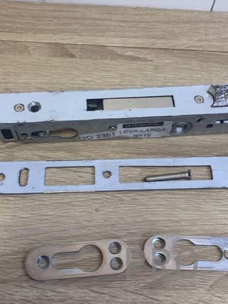 Cerradura de Embutir para Carpintería Amig