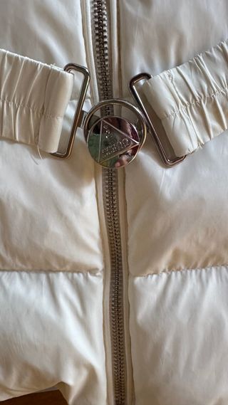 Cazadora Guess Niña Blanca talla 14