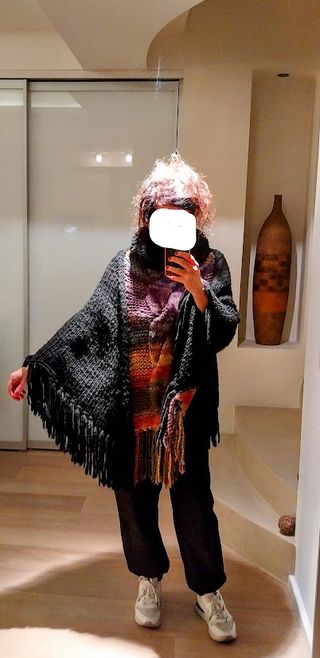 Elegante Poncho / Mantella di lana