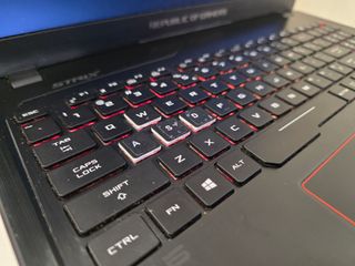 ASUS ROG Gaming i7 - 32 GB ram NVME512 GTX 1050