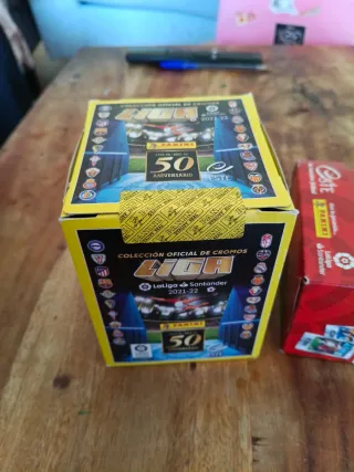 Caja Panini Liga ESTE 21-22 y Box Serie Oro 50 Año