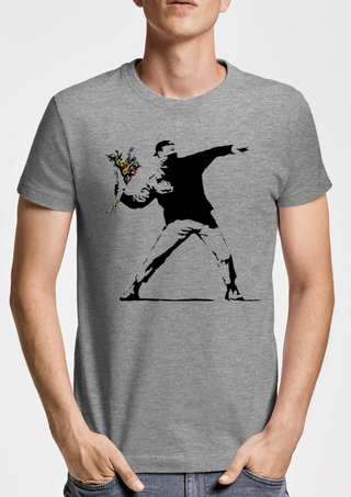Camiseta Banksy Flower Thrower Gris