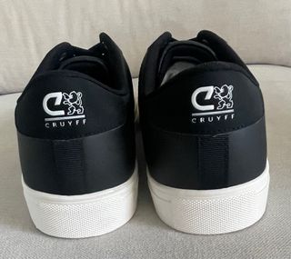 Zapatillas nuevas CRUYFF Impact Court negro. T45