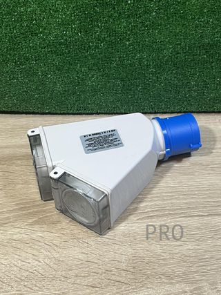 Adaptador Industrial Cetac-schuko WOLFPACK LINEA PROFESIONAL