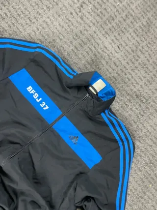 ¡¡OFERTA!! Talla M Chaqueta Adidas Vintage Negra