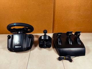Logitech G923 - Volante + Pedaliera + Cambio