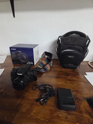 Cámara Canon PowerShot SX70 HS Negra