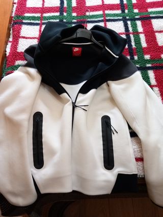 Sudadera Nike Tech Fleece Talla S