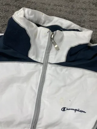 ¡¡OFERTA!! Talla S Chaqueta Champion Impermeable