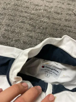 ¡¡OFERTA!! Talla S Chaqueta Champion Impermeable