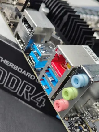 Placa Base Gigabyte B760M DS3H DDR4