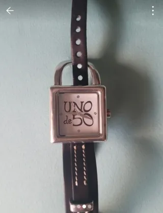Reloj Uno de 50 Plata y Negro