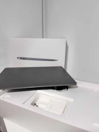 MacBook Air M1 8GB 256GB SSD Gris