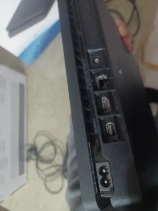 Consola Sony PS4 Slim HDR 1TB Negra