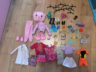 Armario grande Barbie con complementos