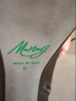 Tronchetti MNG tacco alto plateau borchie oro n.34