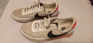 Zapatillas Nike Beige y Naranja Talla 40
