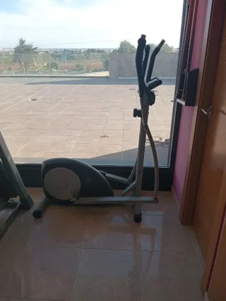 Elíptica de ejercicio