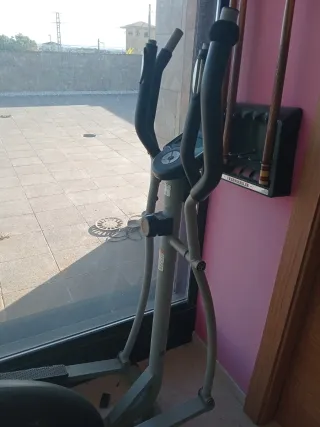 Elíptica de ejercicio