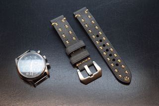 Pulsera de Cuero Gris 20/22/24mm