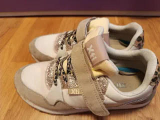 Lote Scarpe Adidas e Skechers Taglia 36