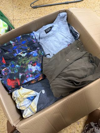 Lote Ropa 47 Prendas mujer y hombre