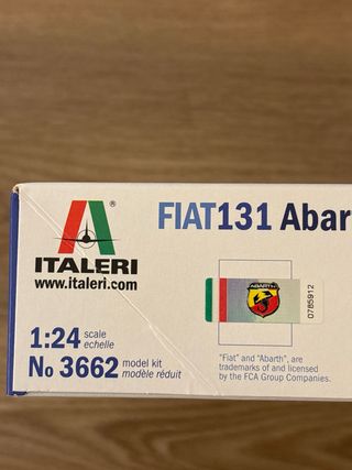 Italeri Fiat 131 Abarth Rally 1:24 kit montaggio