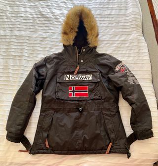 Chaqueta Geographical Norway Negra y Roja