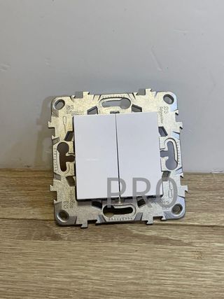 Interruptor doble va