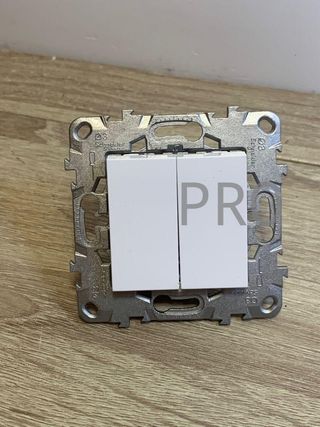 Interruptor doble va