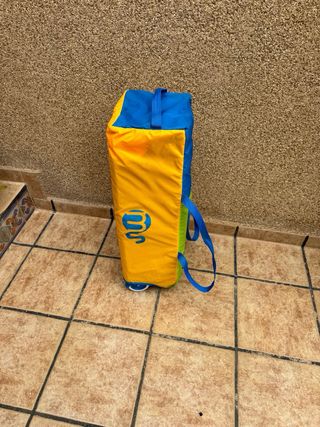 Cuna de viaje con estampado de león