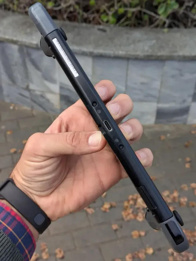 Nintendo Switch Gris COMPLETA + Funda+ Juego