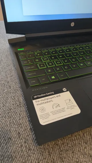 HP Pavilion Gaming 16-a0032dx Negro/Verde