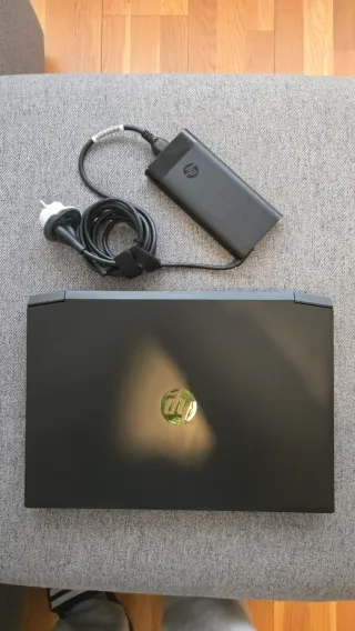 HP Pavilion Gaming 16-a0032dx Negro/Verde