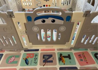 Parque infantil / corralito para bebés