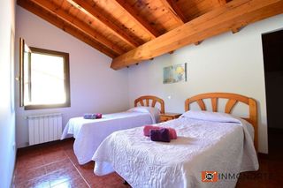 Chalet en venta en Hazas de Cesto