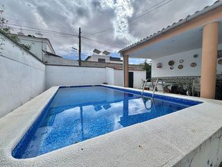 Chalet en venta en La Motilla en Dos Hermanas