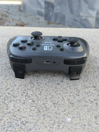 Controller HORI Nintendo Switch | Pro Controller