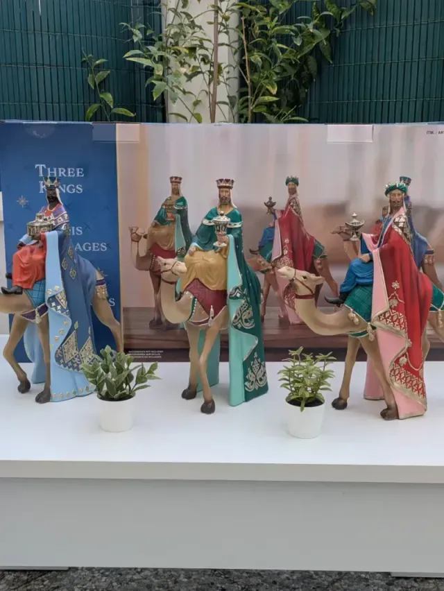 Reyes Magos Belén Navidad Camellos Decoración