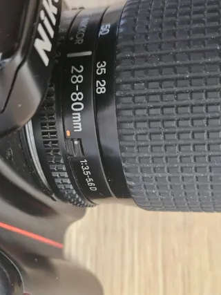 Cámara Analógica Nikon F70 + 3 Lentes + bolsa