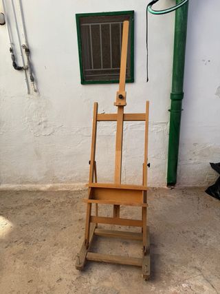 Caballete de madera para cuadros