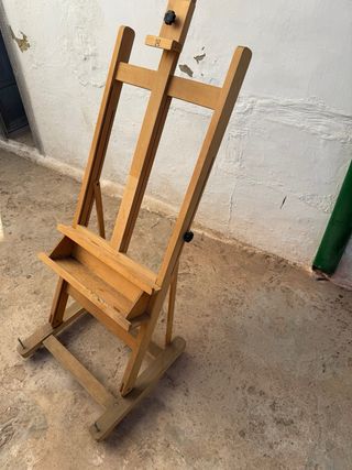 Caballete de madera para cuadros