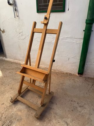 Caballete de madera para cuadros