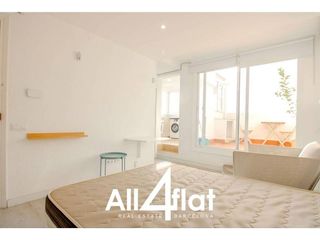 Ático en alquiler en Hostafrancs en Barcelona