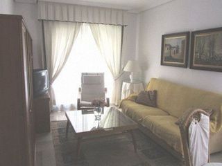 Piso en alquiler en Ciudad Jardín - Zoco en Córdoba