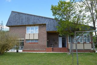 Chalet en venta en Medina de Pomar