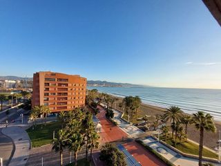 Piso en alquiler en Parque Mediterráneo - Santa Paula en Málaga