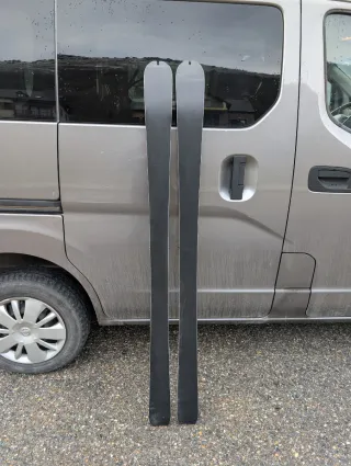 Esquís de travesía Hagan Ultra 77