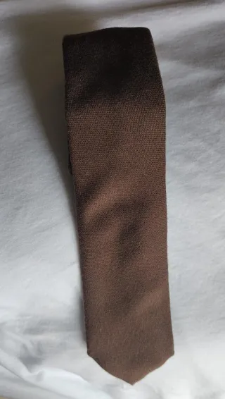 Cravatte blu e marrone